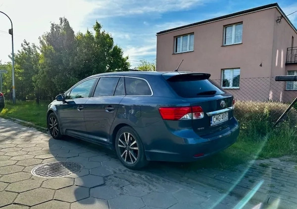 Toyota Avensis cena 49000 przebieg: 179000, rok produkcji 2014 z Mogilno małe 46